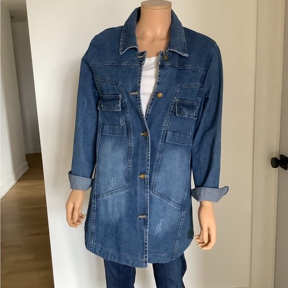 very versatile denim jacket - Picture 2 of 4